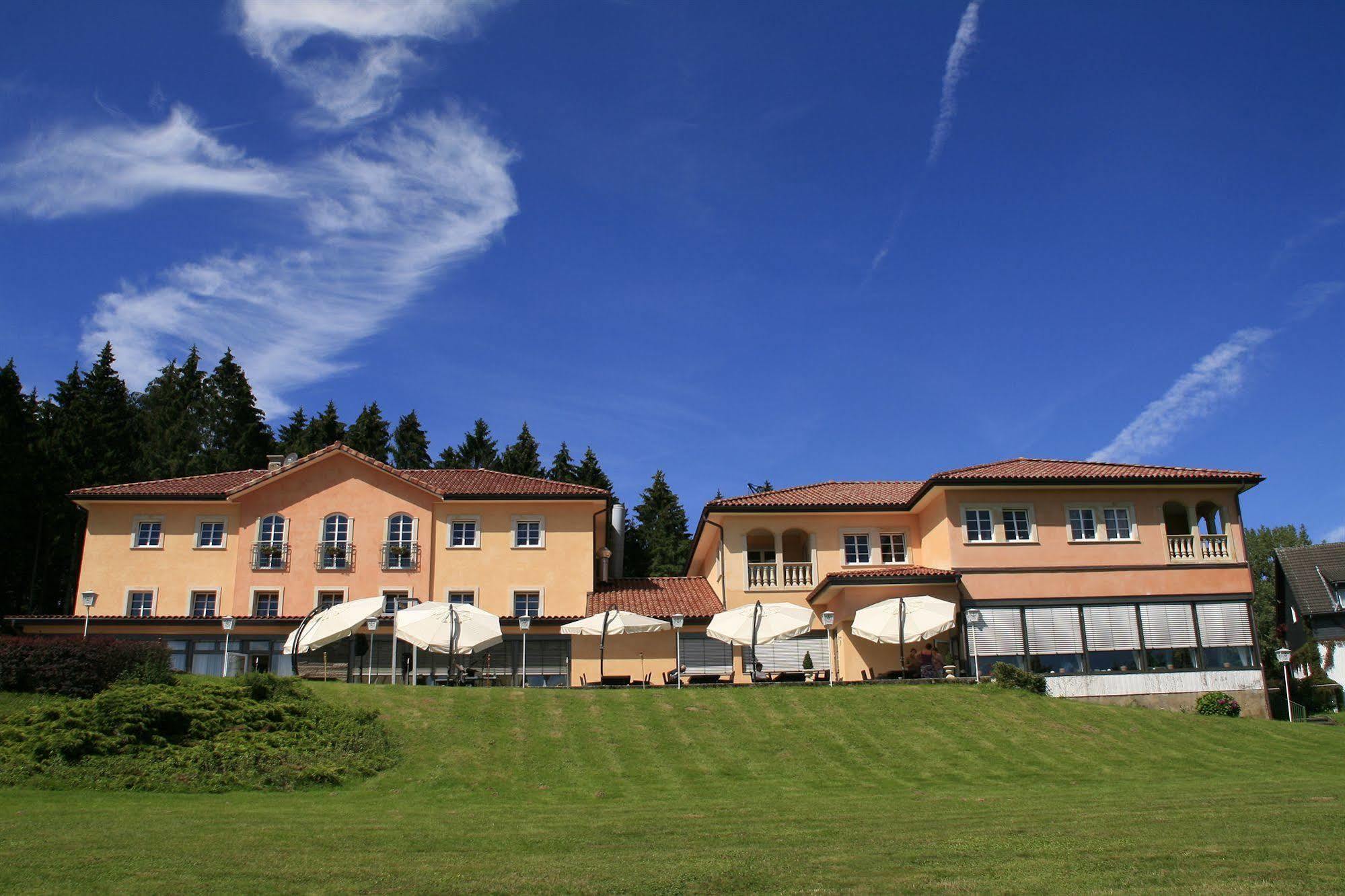 Waldhotel Marienheide Exterior photo